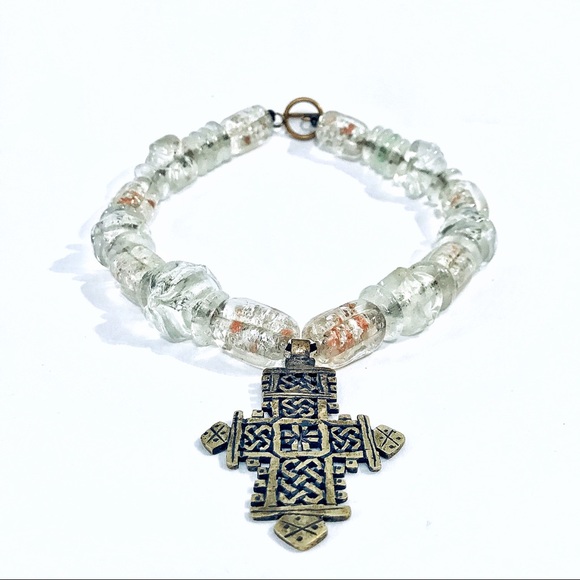 Large Glass Stone Cross Choker - Picture 2 of 8